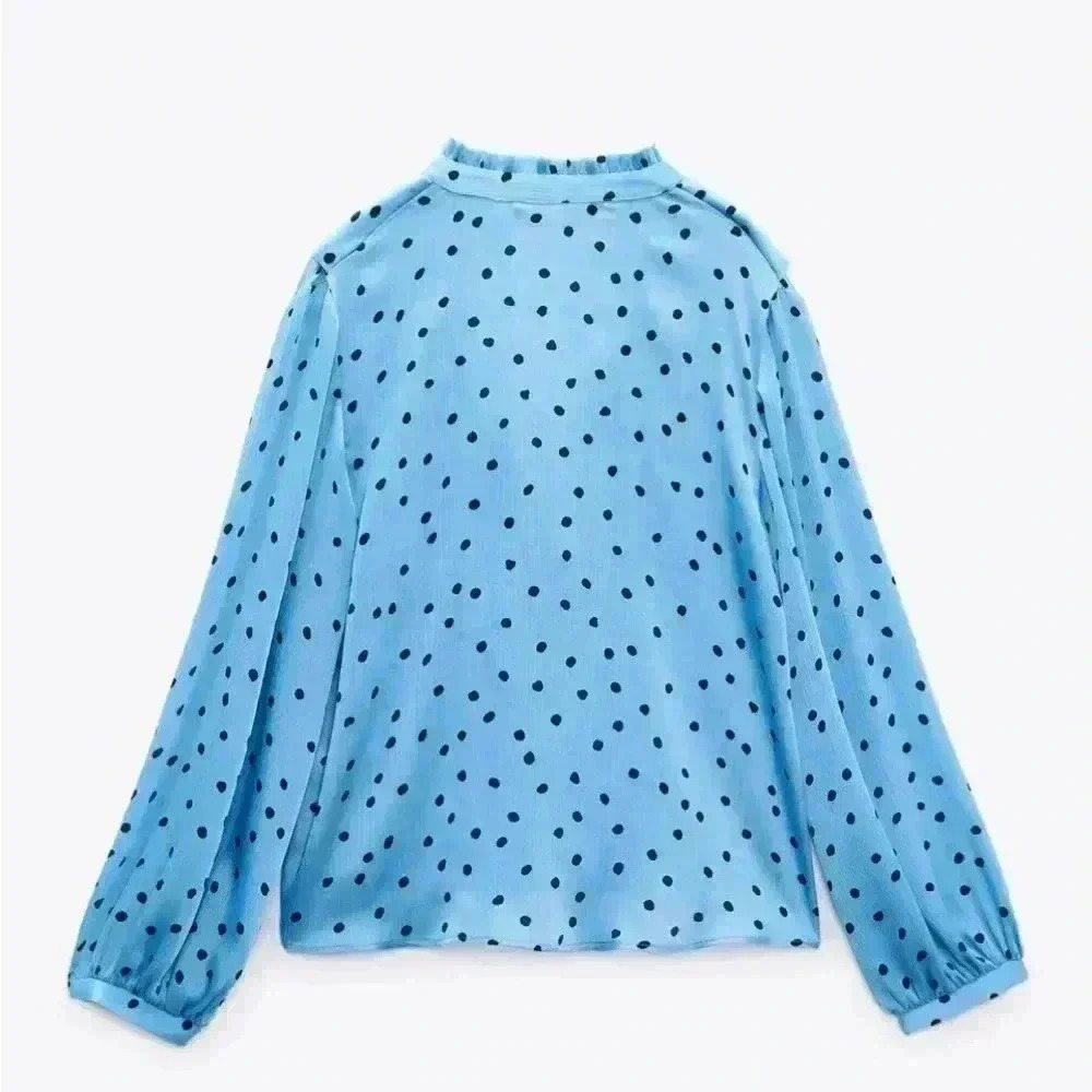 ZARA POLKA DOT BLOUSE WITH RUFFLES SATIN
EFFECT SIZE XS V Neck Ties
Long Sleeves - Picture 2 of 10